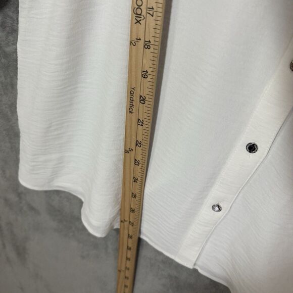 NWT Calvin Klein Top XL Soft White V-Neck Roll Tab Sleeve Career Office Button - Picture 9 of 11